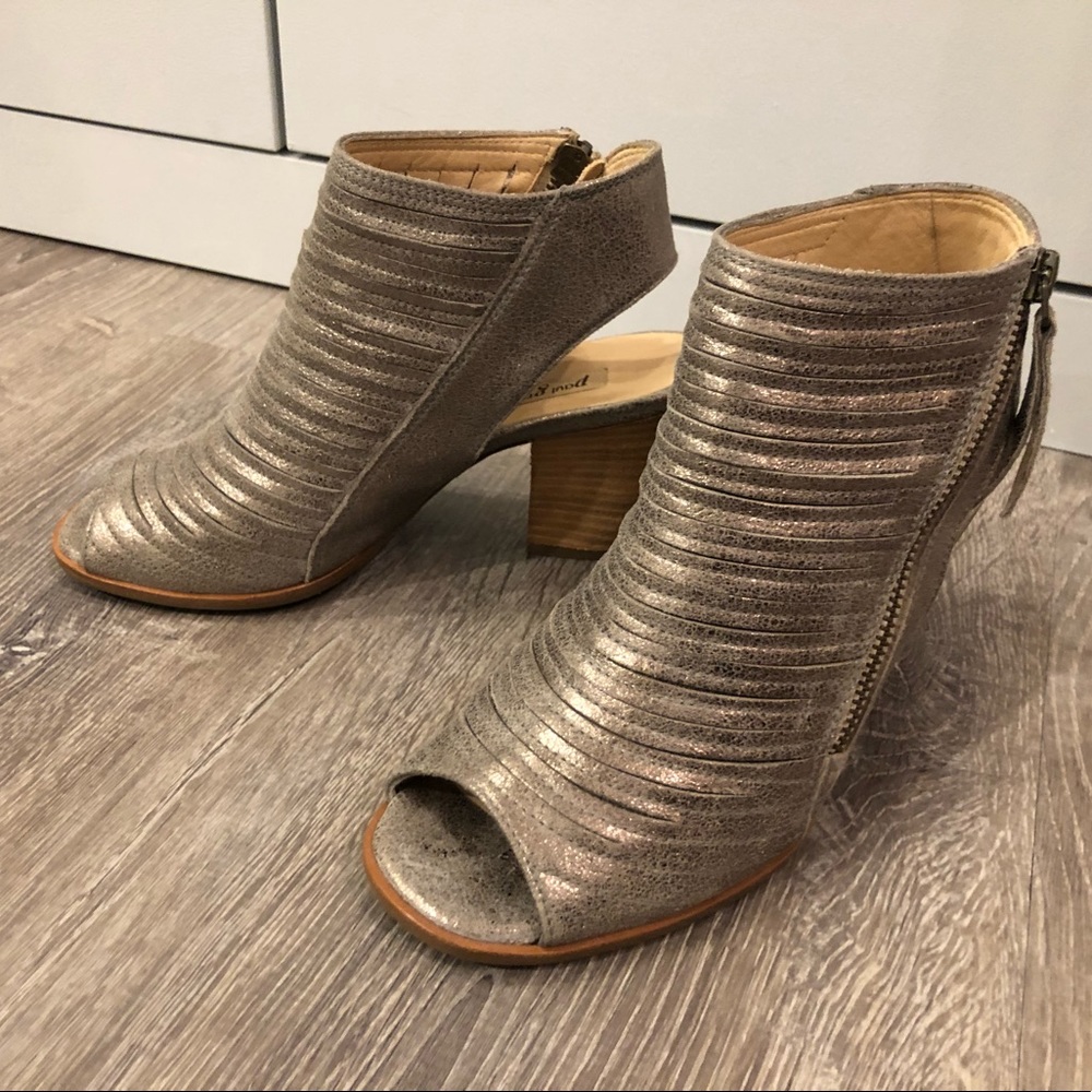 Paul Green Leather Cayanne Peep Toe Metallic Bootie Sandals, Sz 5.5
